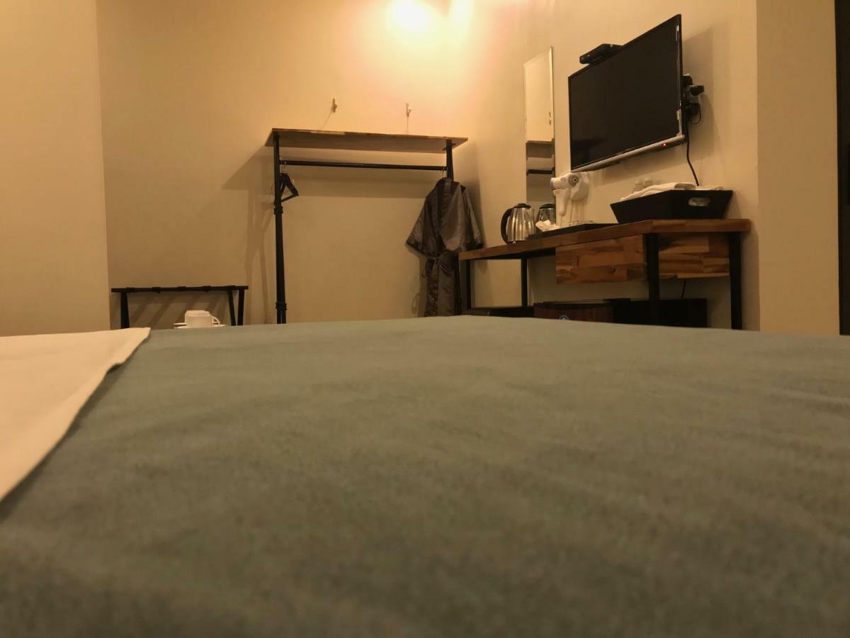 Hotel Pure Hai Phong Bagian luar foto